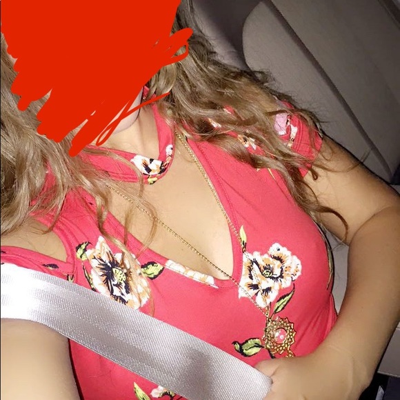 Coral/orange floral choker style, cold shoulder, mini dress. - Picture 3 of 3